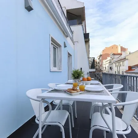 Estrela Terrace By Homing Apartment